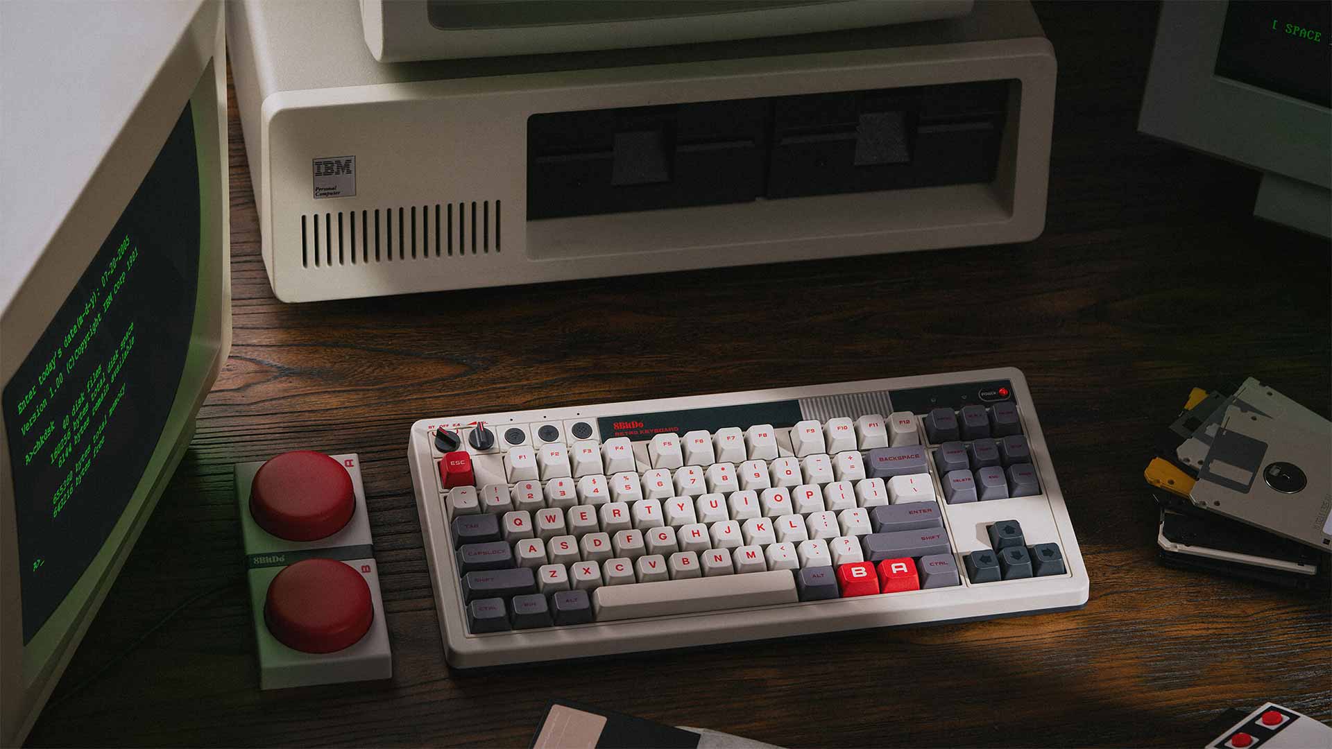 8BitDo: Retro-Tastatur im NES- und C64-Stil jetzt mit deutschem Layout